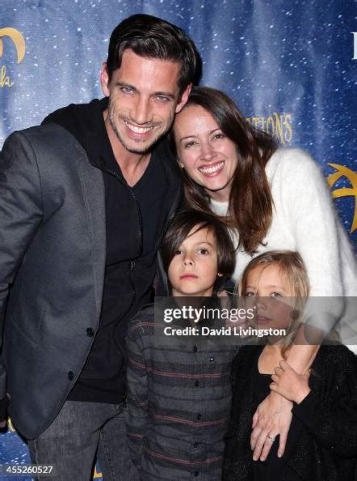 Actor James Carpinello and His Actress Wife, Amy Acker Are Parents Of Two Children